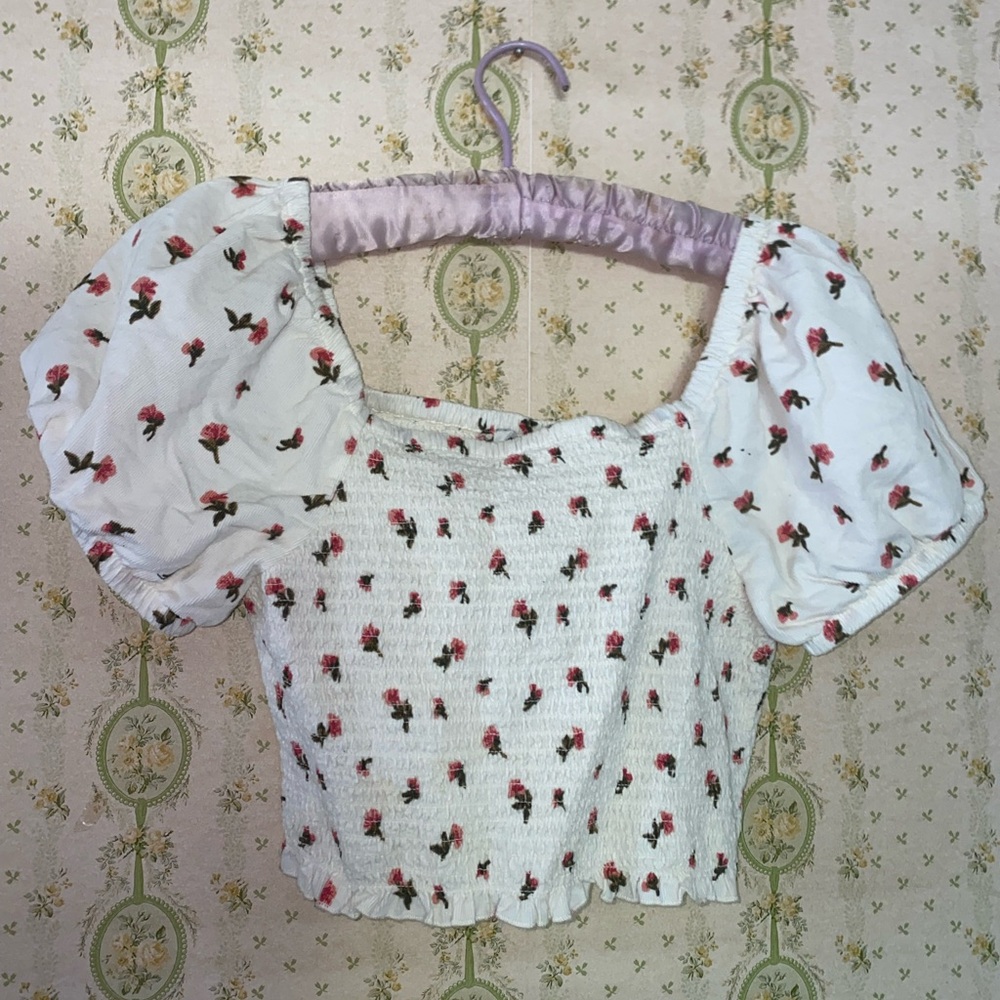American Eagle crop top